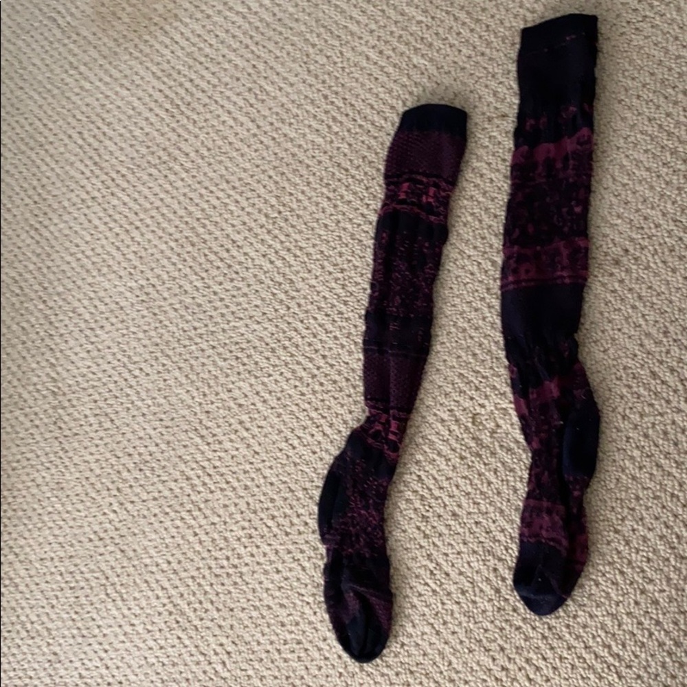 Trendy thigh high socks with print